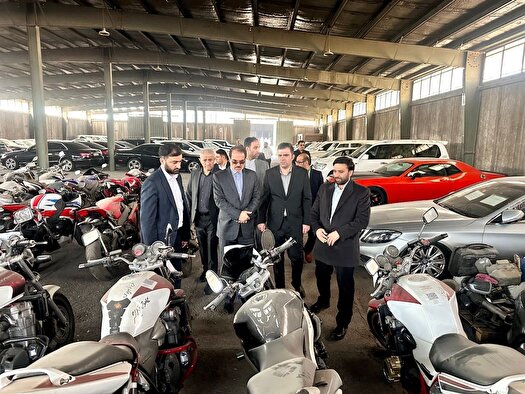 بازدیدرئیس سازمان بازرسی از انبار‌های اموال تملیکی البرز