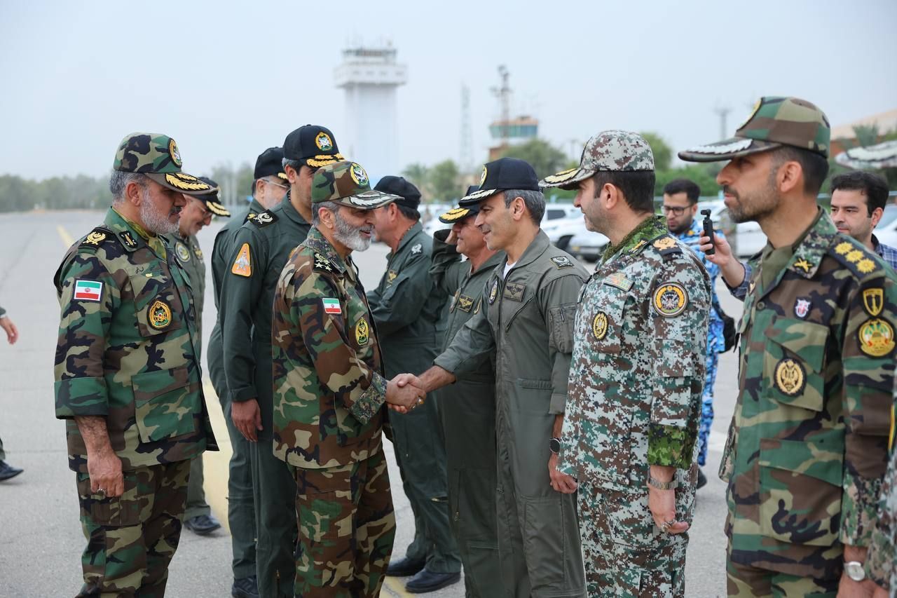 *** بازدید فرمانده کل ارتش از پایگاه وحدتی دزفول