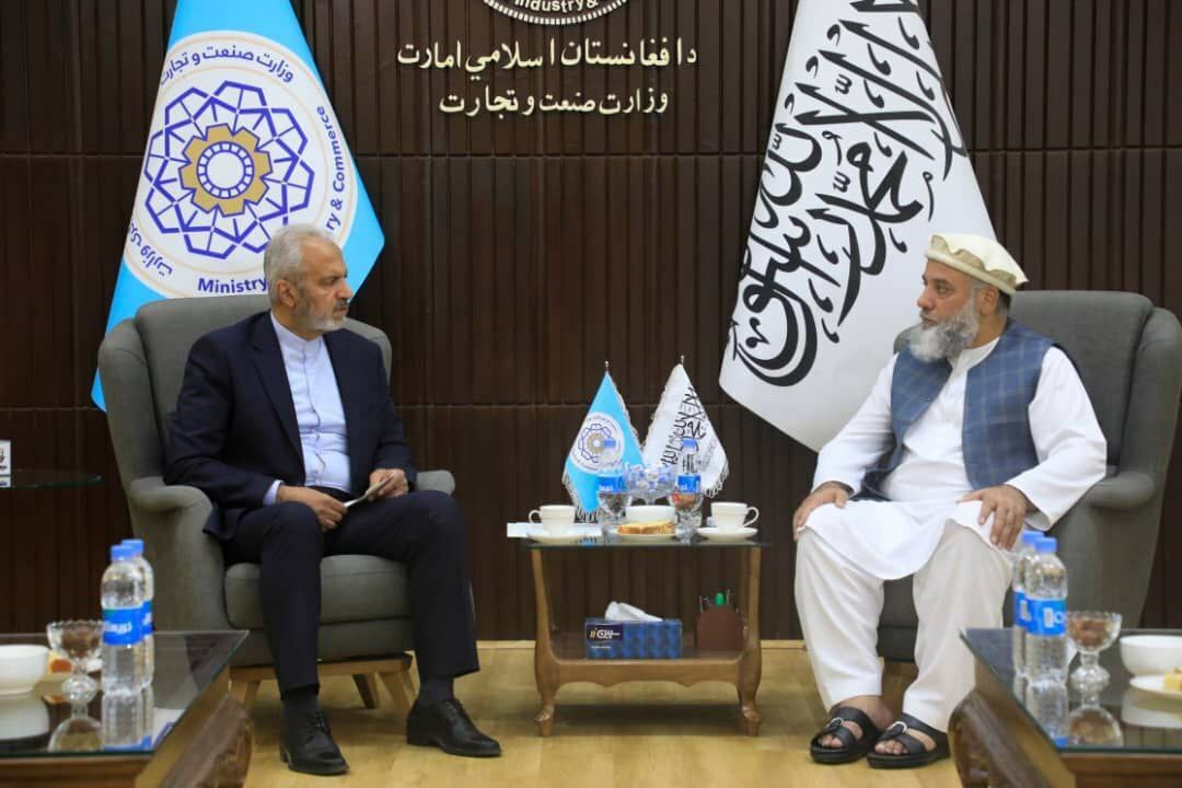 بررسی روند رو به رشد تجارت میان ایران و افغانستان بررسی روند رو به رشد تجارت میان ایران و افغانستان