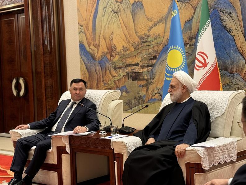تأکید اژه ای بر اجرای توافقنامه های مشترک میان ایران و قزاقستان