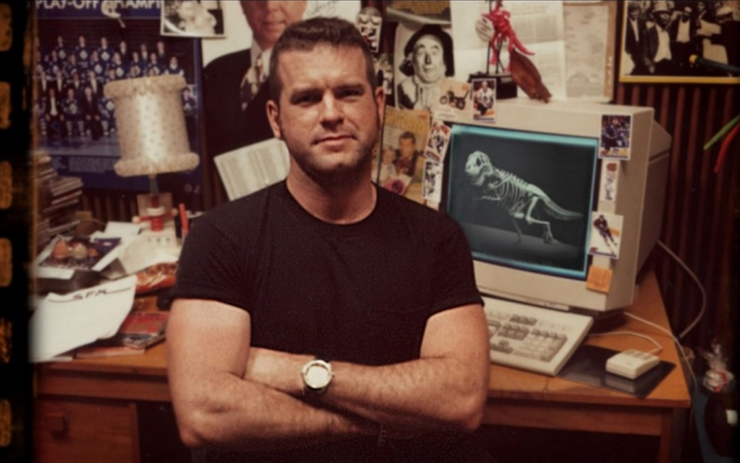 چرخ و نمای نزدیک از قاب شبکه های سیما