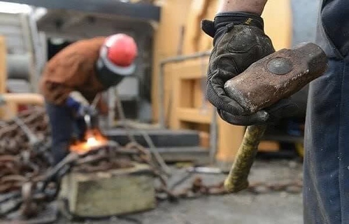 شناسایی ۲۶۲ تبعه غیرمجاز در کارگاههای لرستان شناسایی ۲۶۲ تبعه غیرمجاز در کارگاههای لرستان