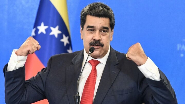 تأکید مادورو بر مقاومت و آمادگی در برابر آمریکا تأکید مادورو بر مقاومت و آمادگی در برابر آمریکا