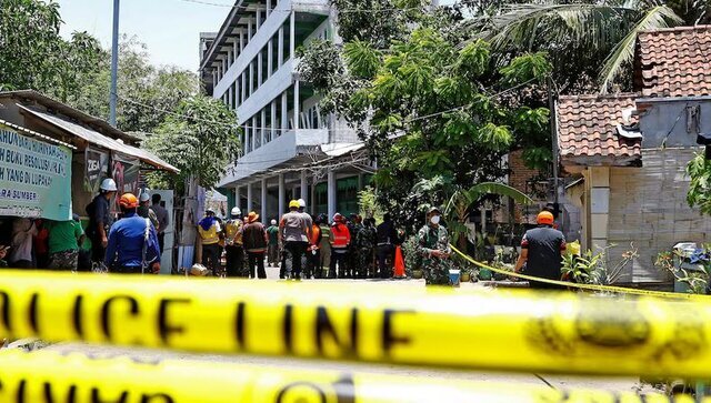 عملیات جست‌وجو برای نجات دانش آموزان اندونزیایی