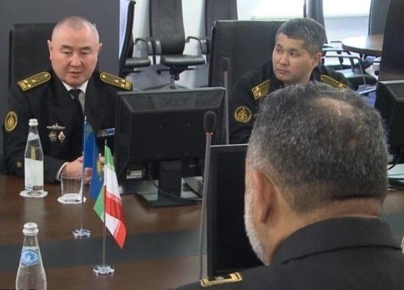 مذاکرات دوجانبه فرمانده نداجا در حاشیه اجلاس خزری مذاکرات دوجانبه فرمانده نداجا در حاشیه اجلاس خزری