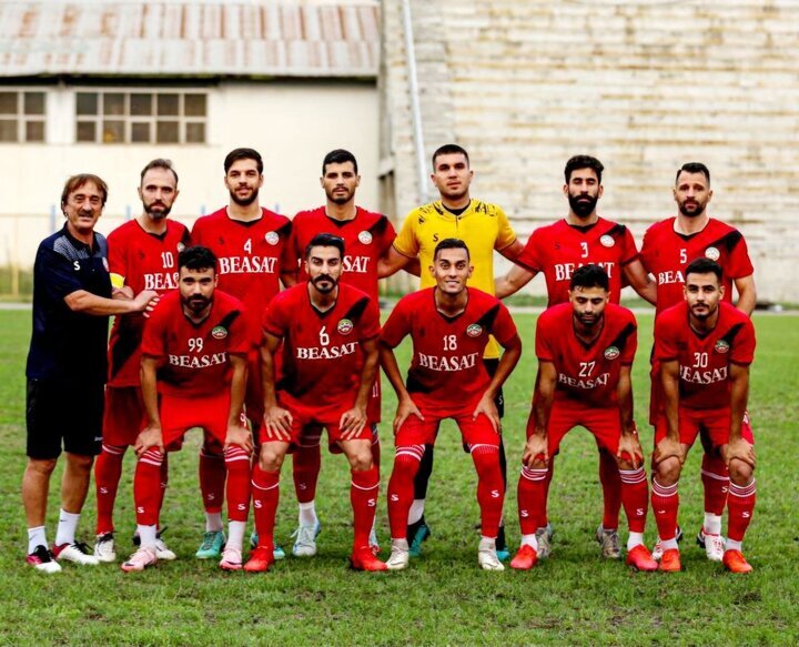 تیم فوتبال بعثت کرمانشاه با نتیجه یک  برصفر تیم فوتبال شناورسازی قشم را شکست داد تیم فوتبال بعثت کرمانشاه با نتیجه یک  برصفر تیم فوتبال شناورسازی قشم را شکست داد