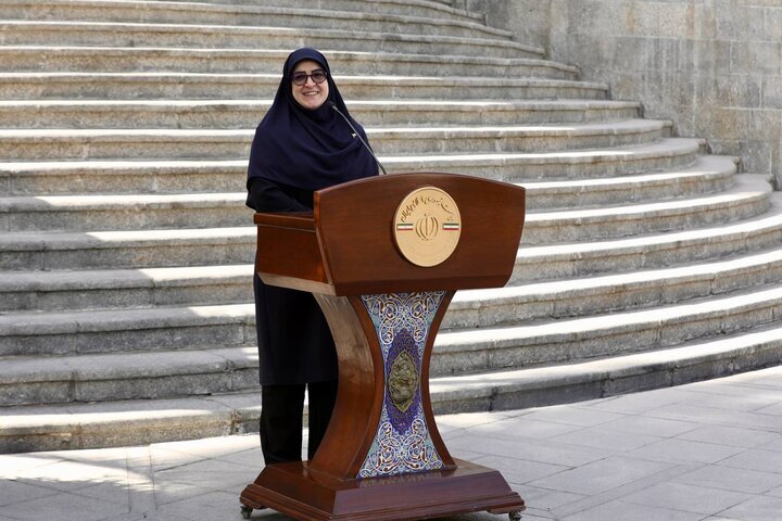 توضیحات سخنگوی دولت درباره قیمت بنزین توضیحات سخنگوی دولت درباره قیمت بنزین