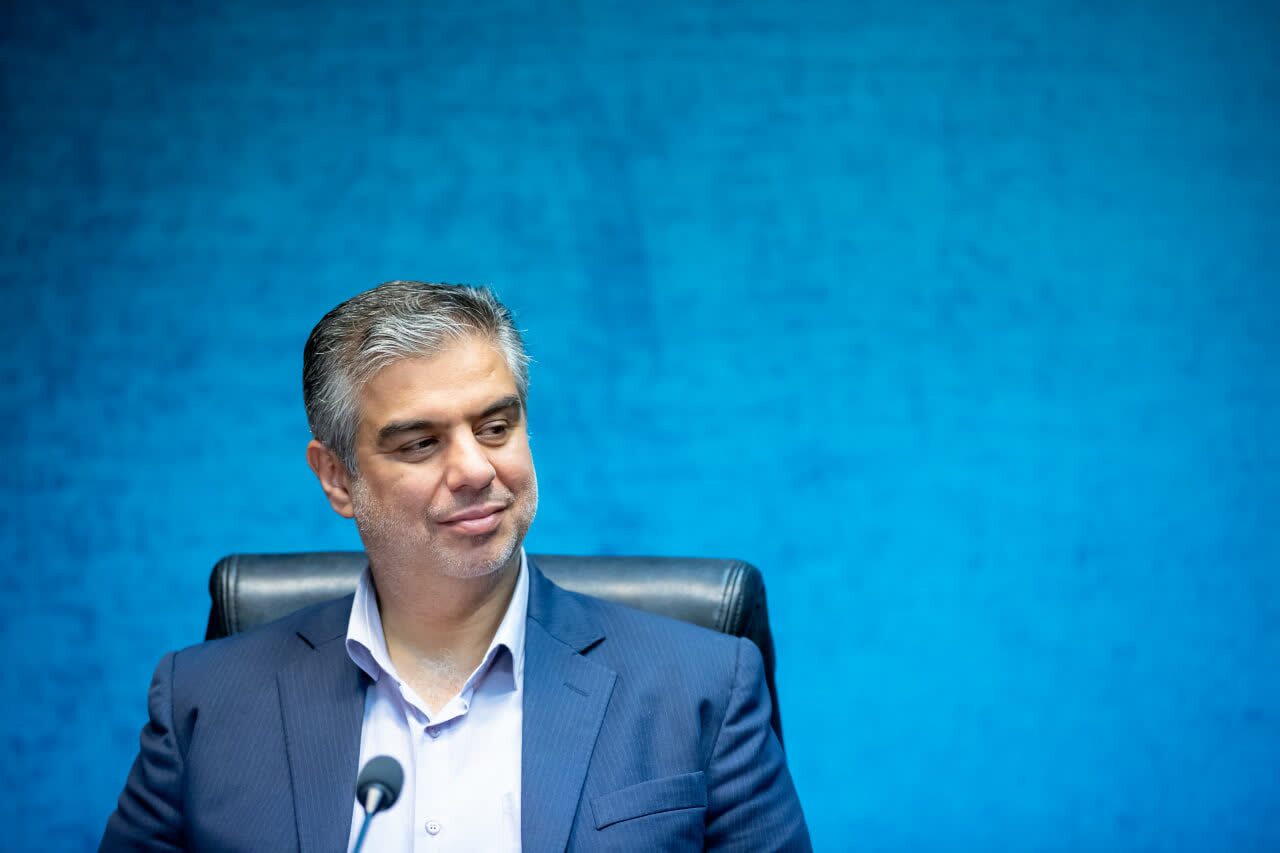 پیام تبریک استاندار مرکزی پیام تبریک استاندار مرکزی