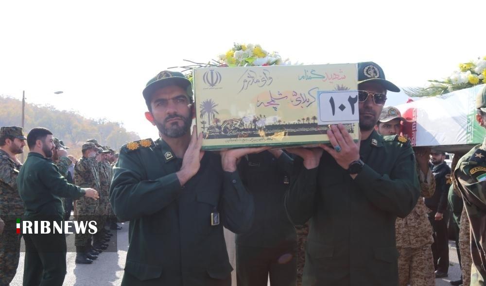 ورود پیکرهای ۶ شهید گمنام به یاسوج ورود پیکرهای ۶ شهید گمنام به یاسوج