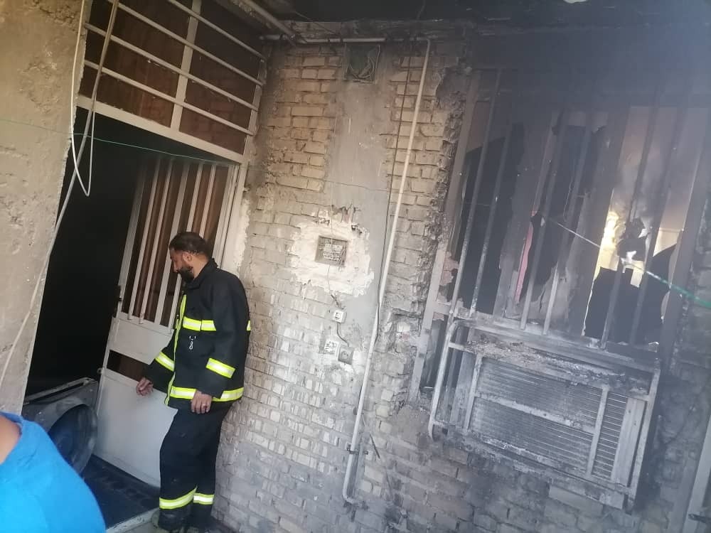 مهار حریق در یک منزل مسکونی در شوش مهار حریق در یک منزل مسکونی در شوش
