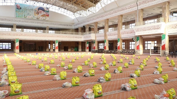 توزیع ۴۰۰ بسته معیشتی بین خانواده های تحت پوشش انجمن حمایت از زندانیان گرگان توزیع ۴۰۰ بسته معیشتی بین خانواده های تحت پوشش انجمن حمایت از زندانیان گرگان