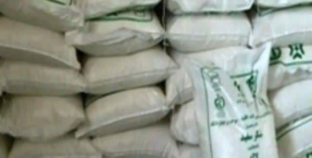 کشف انبار احتکار شکر در کنگاور