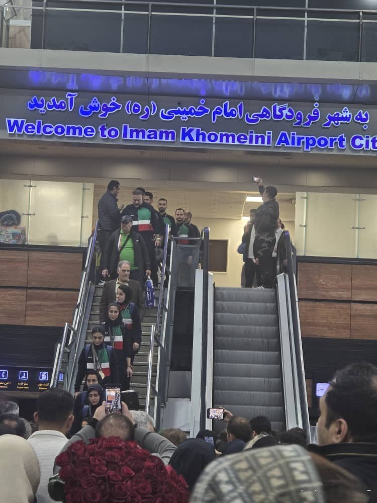 استقبال از مدال آوران المپیک ناشنوایان کهگیلویه ای در تهران