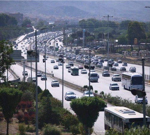 ترافیک سنگین در برخی از محورهای شمالی ترافیک سنگین در برخی از محورهای شمالی