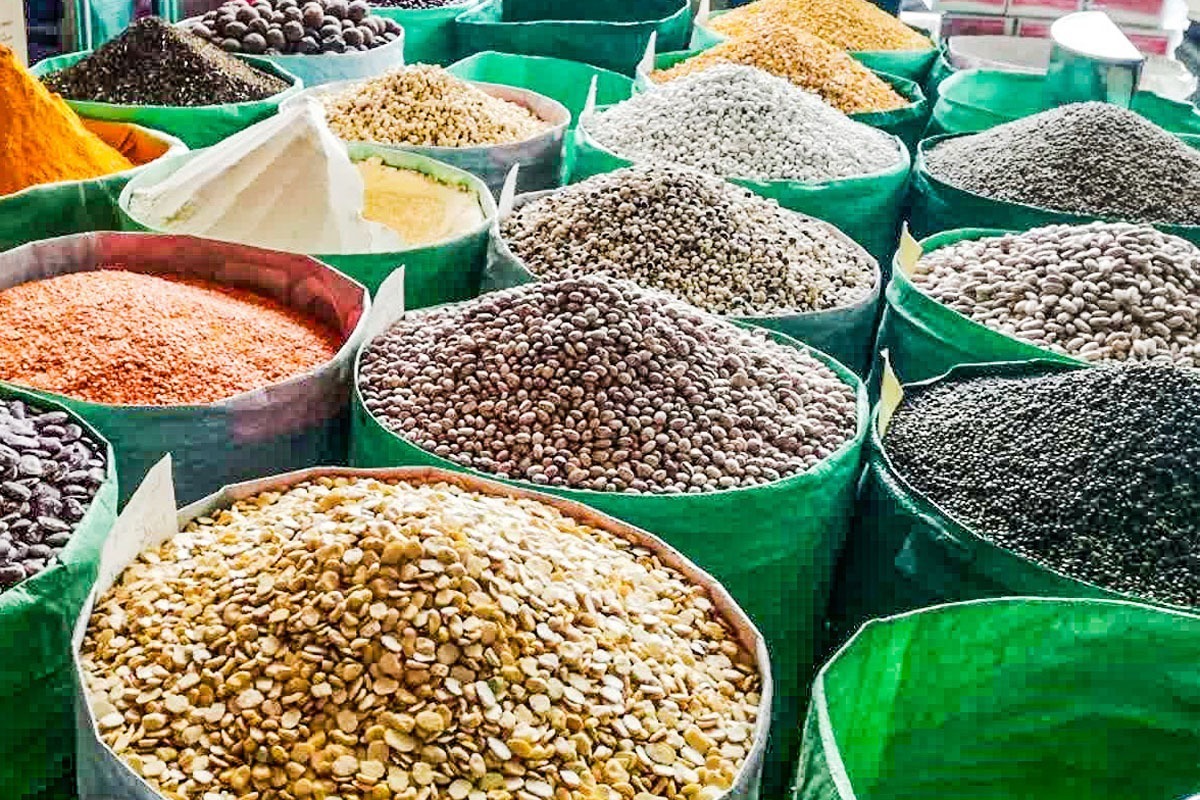 کمبودی در بازار حبوبات وجود ندارد کمبودی در بازار حبوبات وجود ندارد