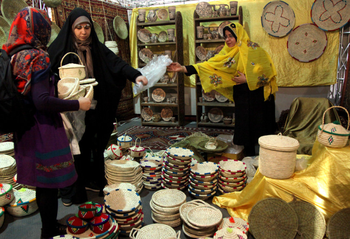 بهره گیری از ظرفیت اربعین برای رونق اقتصادی هنرمندان بهره گیری از ظرفیت اربعین برای رونق اقتصادی هنرمندان